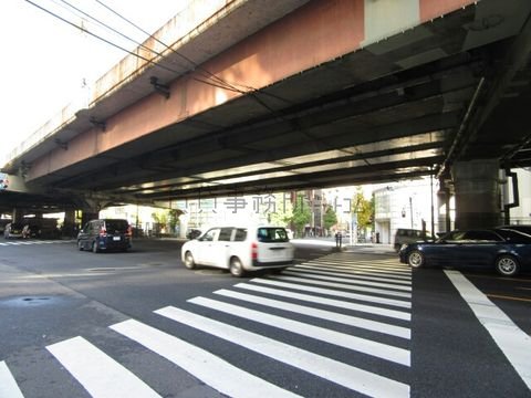 東松下町 交差点