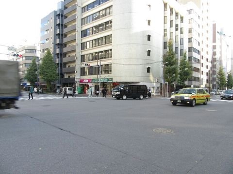 岩本町三丁目 交差点