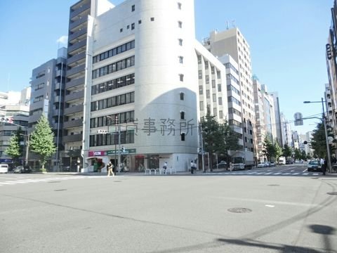 岩本町三丁目 交差点