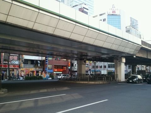佐久間町側からの昭和通り
