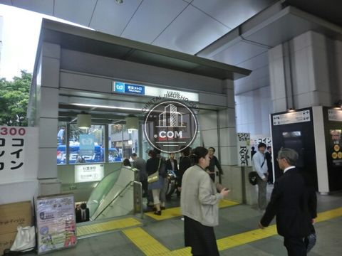 駅周辺