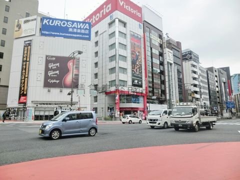 駿河台下 交差点