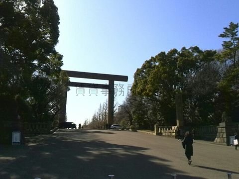 靖国神社鳥居