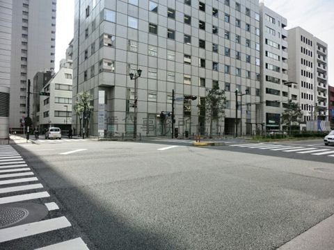 麹町警察署前交差点
