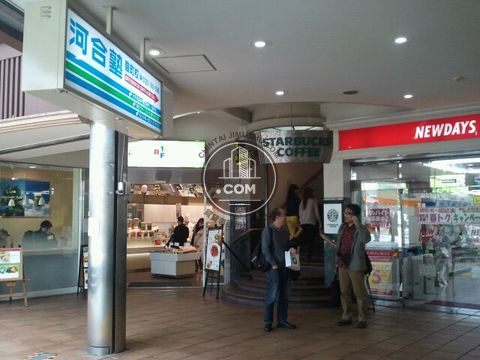 駅ナカ