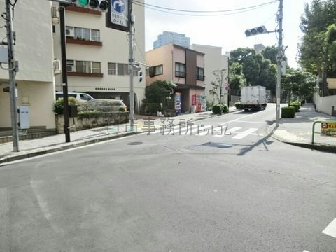 九段中等学校前 交差点