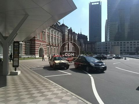 駅前ロータリー