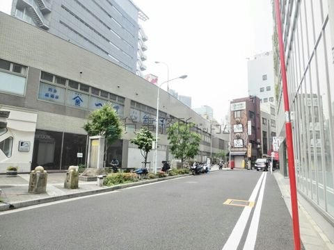 京橋大根河岸通り