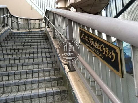 駅周辺