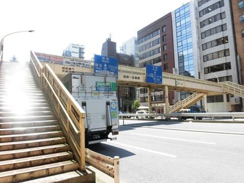 銀東一歩道橋