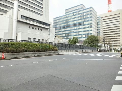 釆女橋 交差点