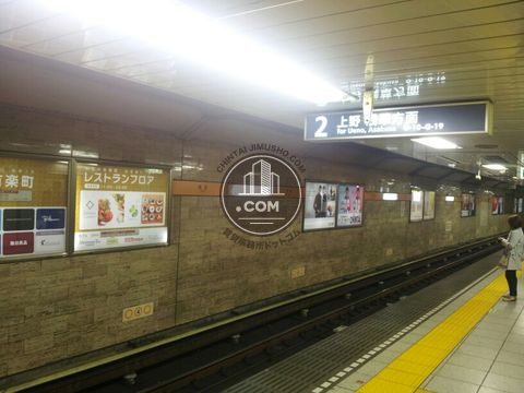 駅ナカ