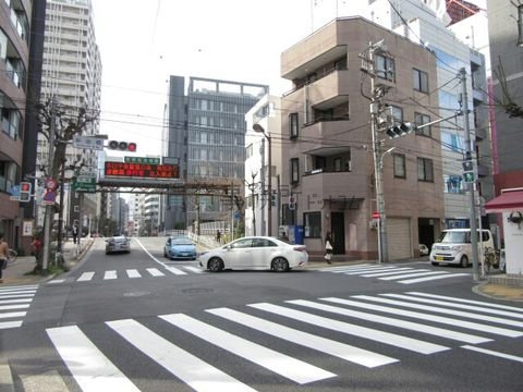 新金橋 交差点