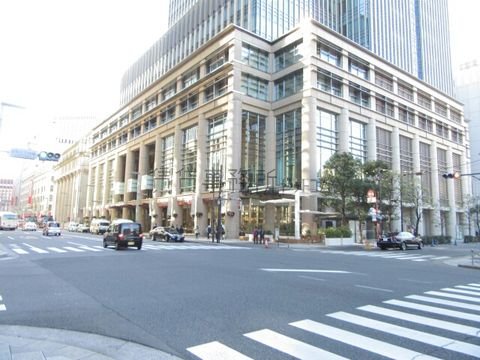 室町三丁目南 交差点