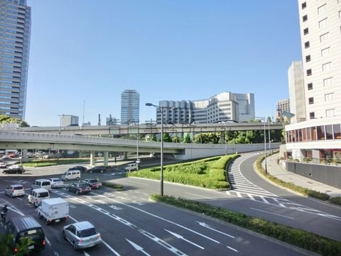 赤坂駅前から永田町方面