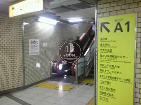 駅ナカ