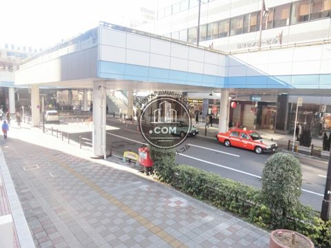 駅前ロータリー