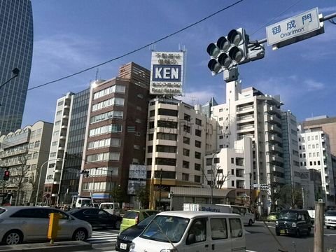 御成門の交差点付近です
