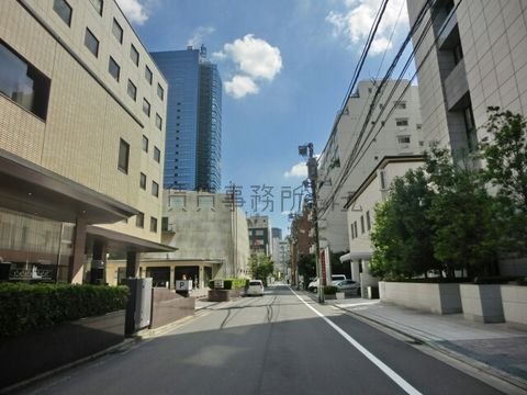 ２丁目メルパルク前