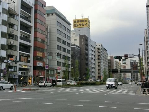 ビルが建ち並ぶオフィスエリアです