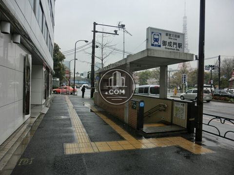 駅周辺