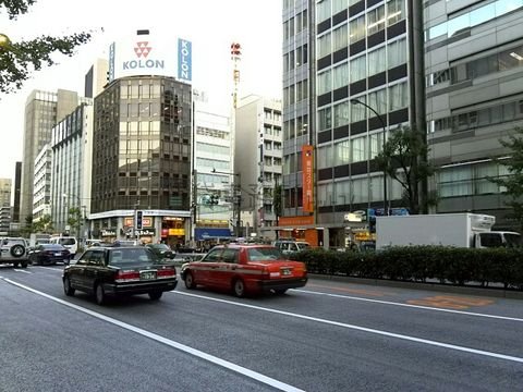 西新橋交差点
