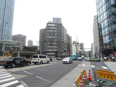 虎ノ門二丁目 交差点