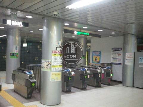 駅ナカ