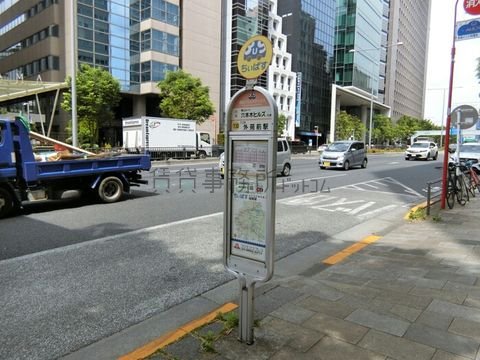 バス停 (外苑前駅)