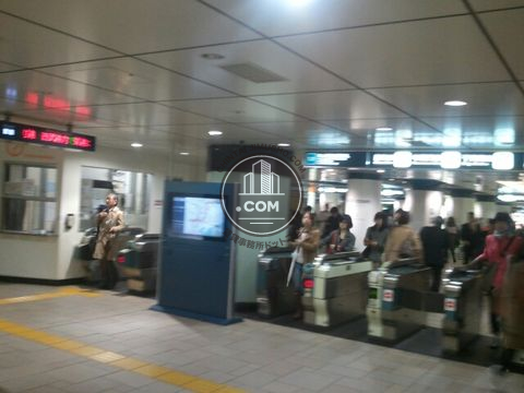 駅ナカ