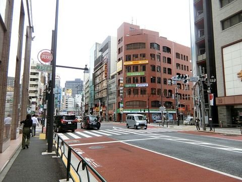 六本木五丁目 交差点