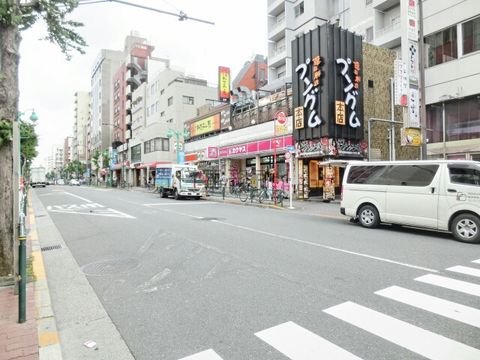 大久保交番前 交差点
