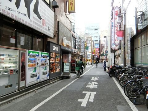 仲見世通り