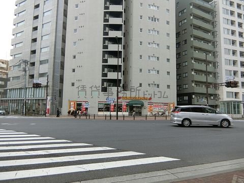 上落合二丁目 交差点