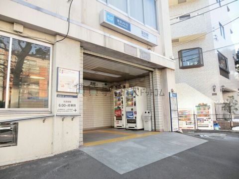 落合駅 (3番出入口 東西線)