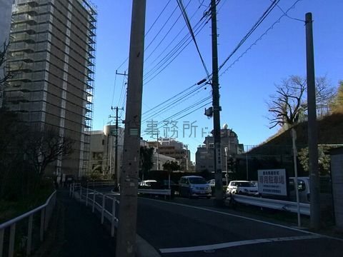住宅街が広がる下落合２丁目付近