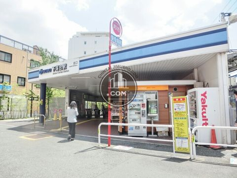 駅周辺