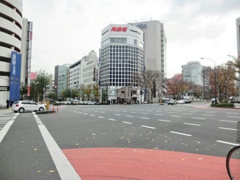 新宿五丁目東 交差点