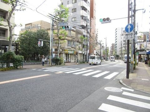 戸塚公園入口 交差点