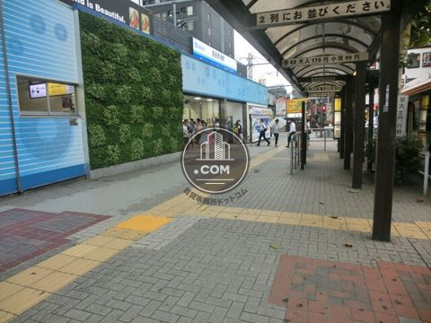 駅前ロータリー