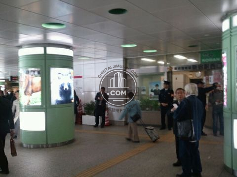 駅ナカ
