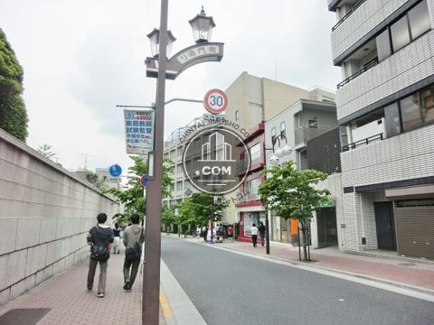 駅周辺