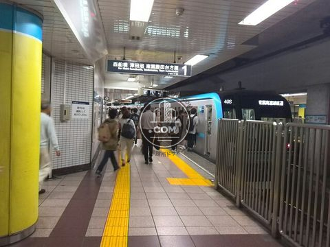 駅ナカ
