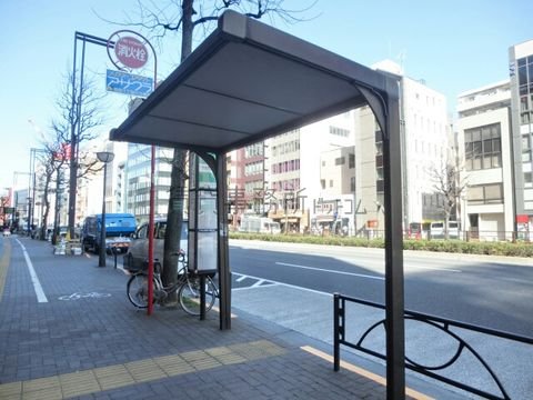 バス停 (四谷二丁目)