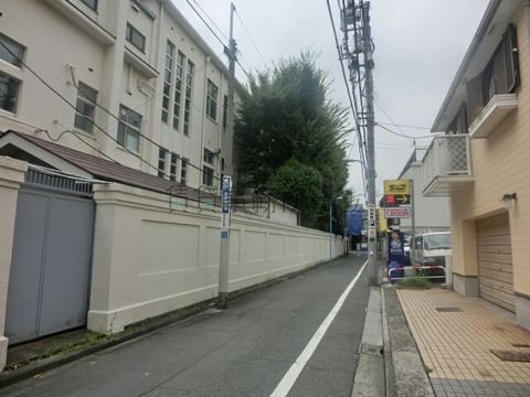 学習院周辺の裏通り