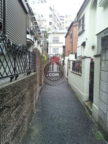 裏路地