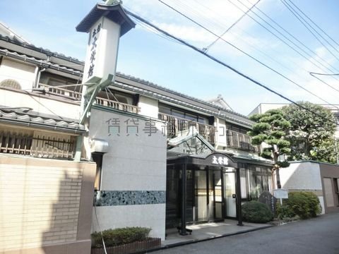 太栄館 (本館)