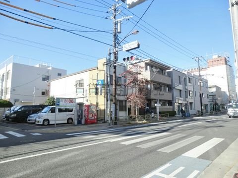 誠之小学校前 交差点