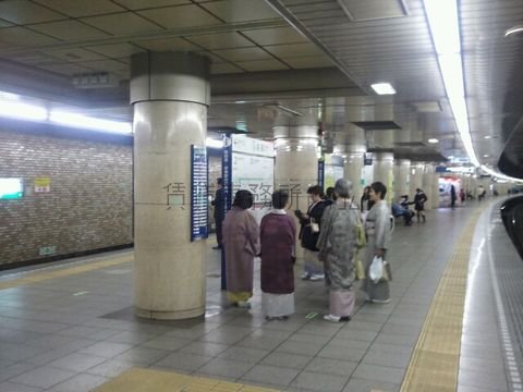 湯島駅のホームです