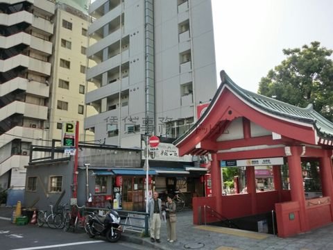 浅草は駅にも風情があります